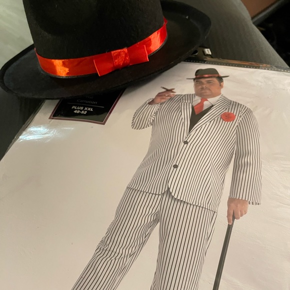 American Gangster Costume with Accessories 🎩 - Picture 1 of 11